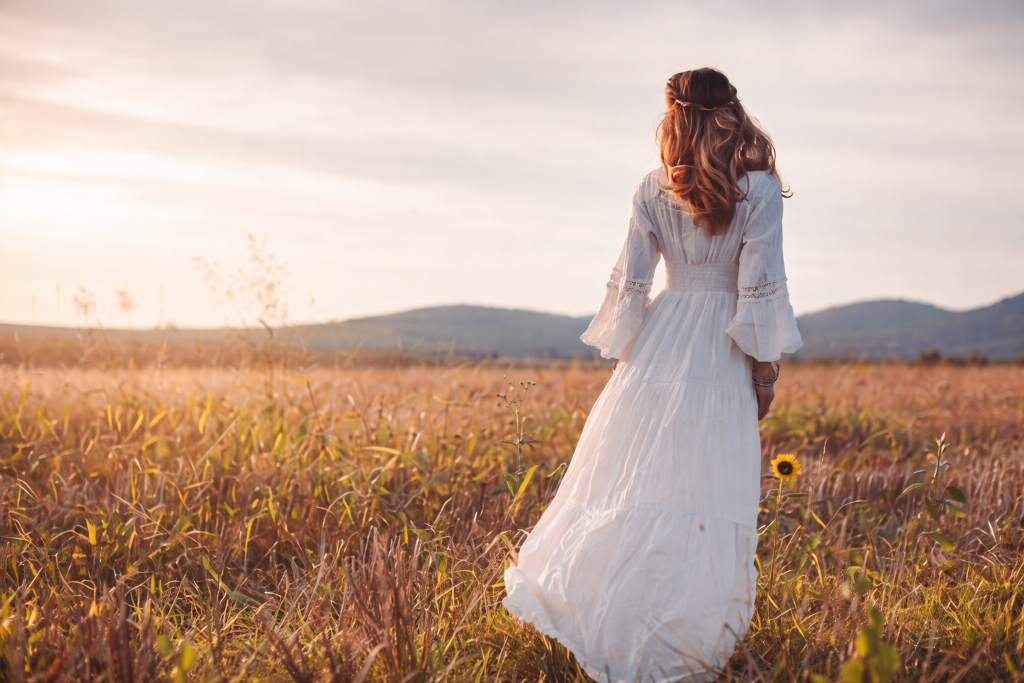 Closet Reboot — bohemian lifestyle in a golden field